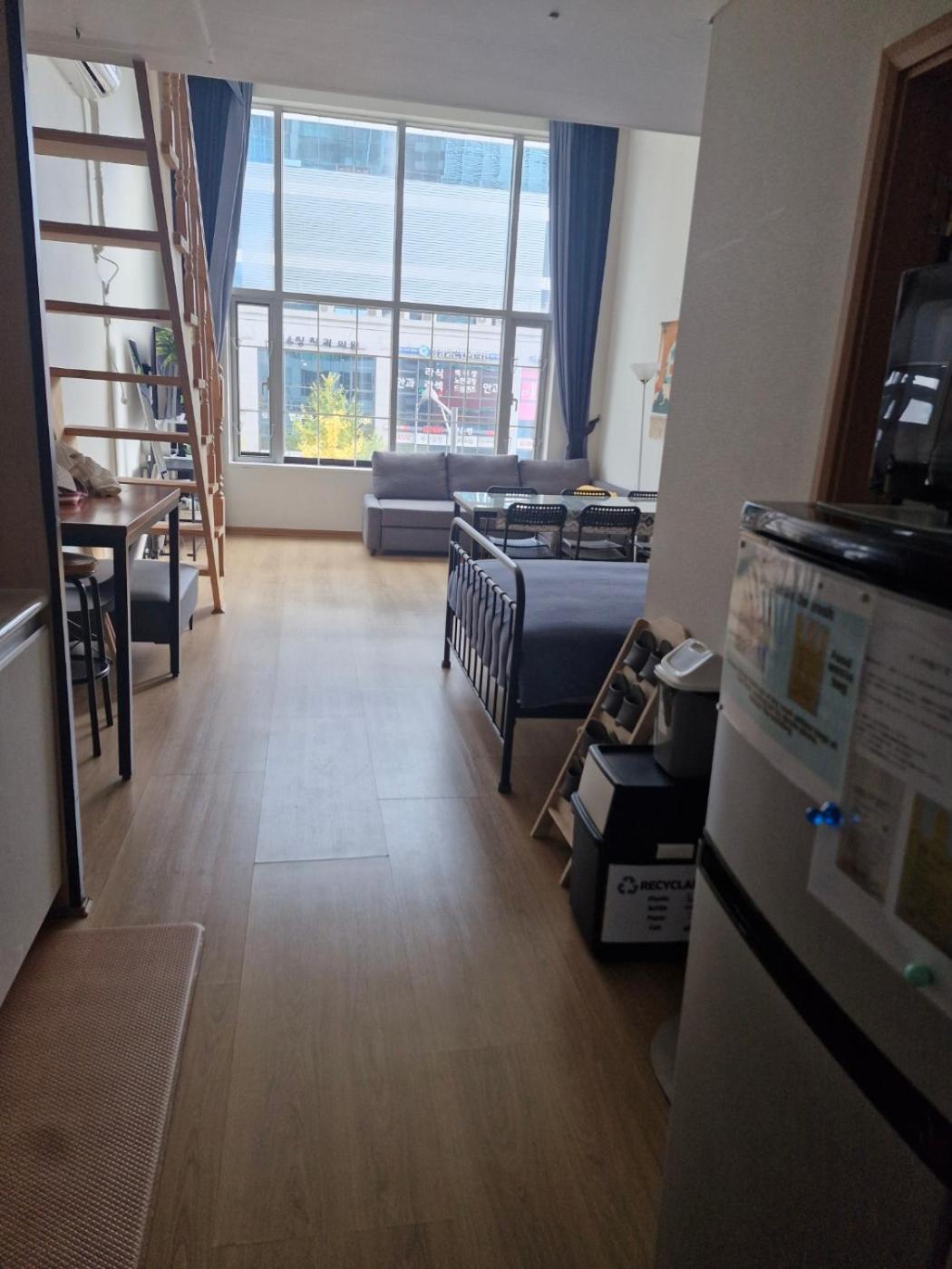 Hongdae Residence - 1Min From Hongik Uni Station Exit #1 Seoel Buitenkant foto